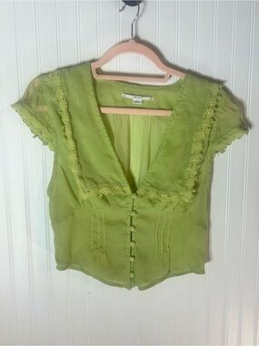 Kimchi Blue sheer Green Lace-Trim V-Neck Button Front Blouse whimsy